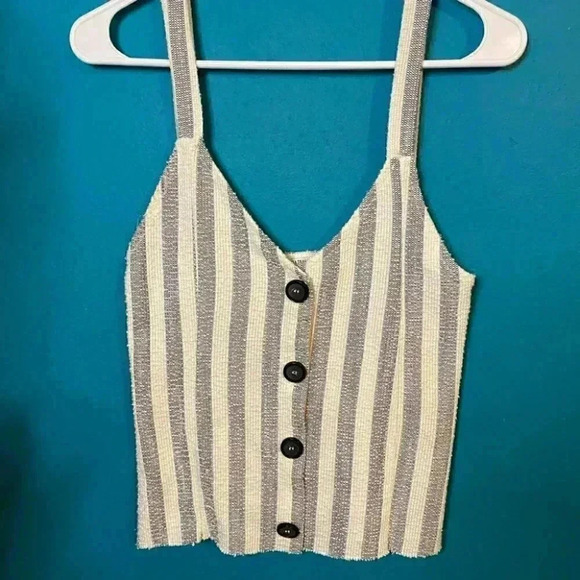 Zara Striped Popcorn Texture Button Top - Picture 3 of 5